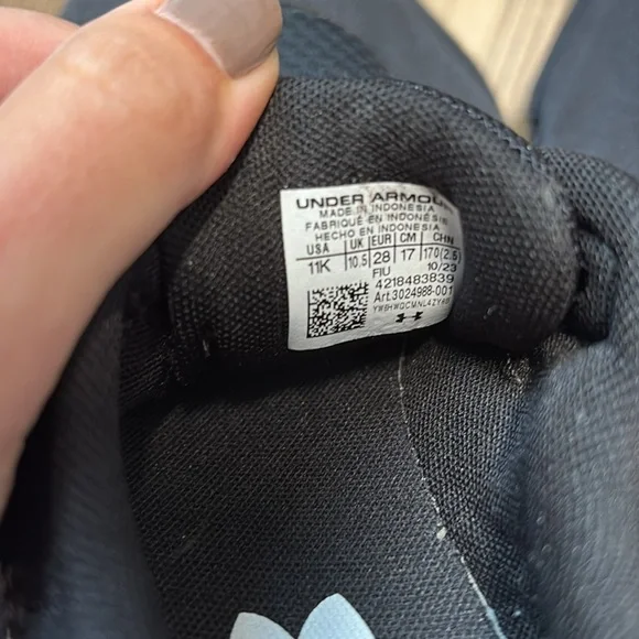 NWT Preschooler Under Armor shoes - Picture 4 of 5
